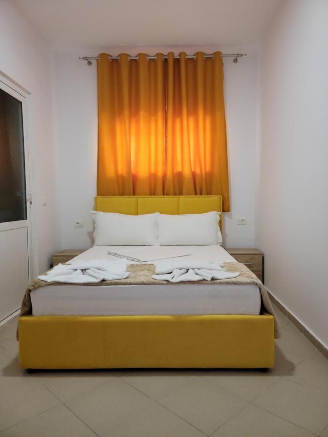 Hostel K13 Sarandë Exteriér fotografie