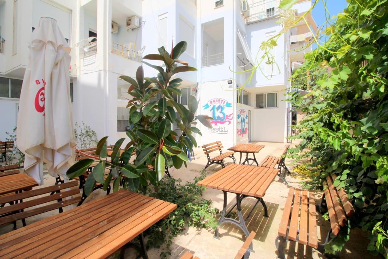 Hostel K13 Sarandë Exteriér fotografie