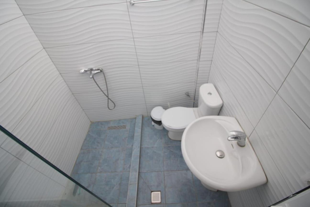 Hostel K13 Sarandë Exteriér fotografie