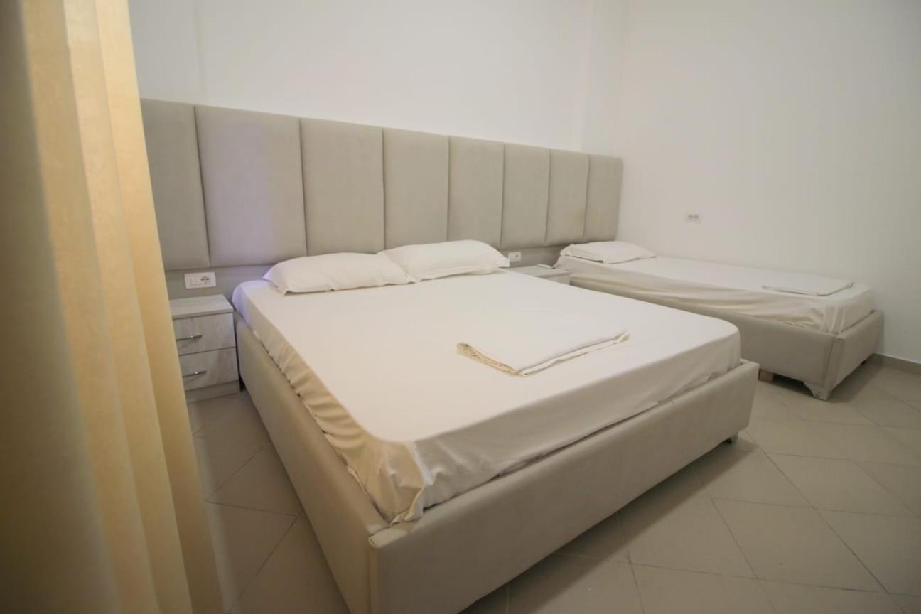 Hostel K13 Sarandë Exteriér fotografie